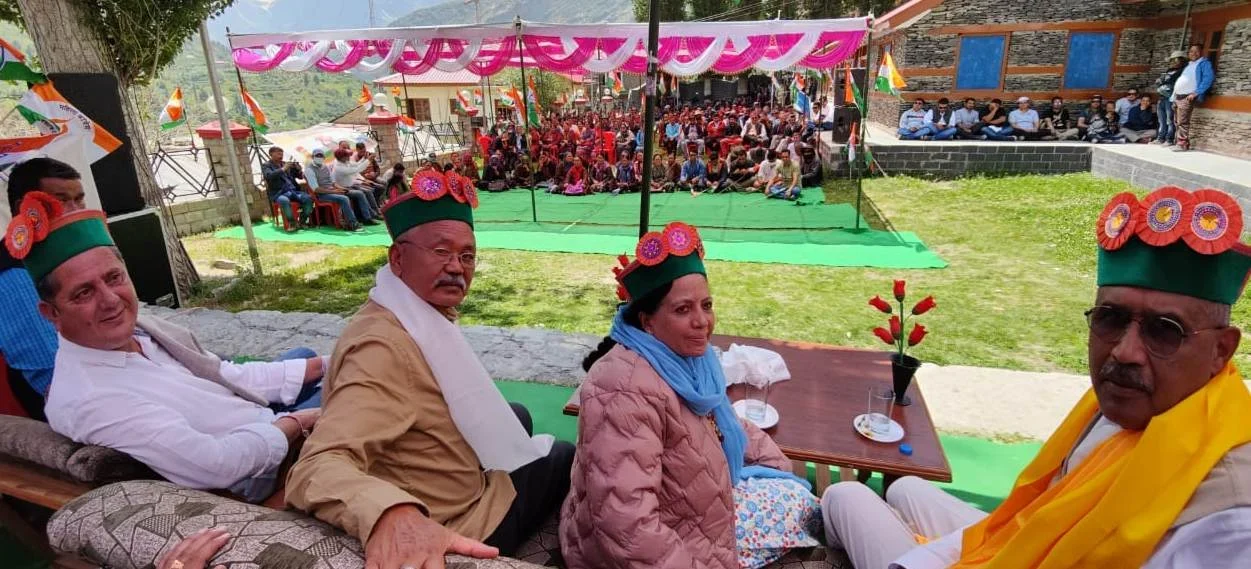Meeting-at-Lahaulspiti