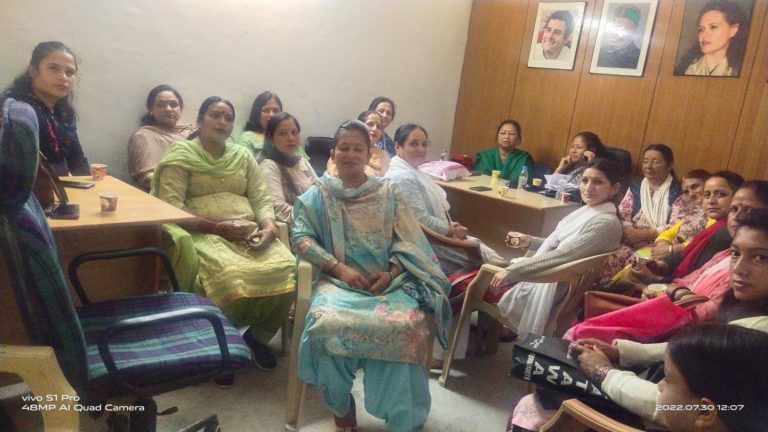 Meeting-with-Mahila-Congress