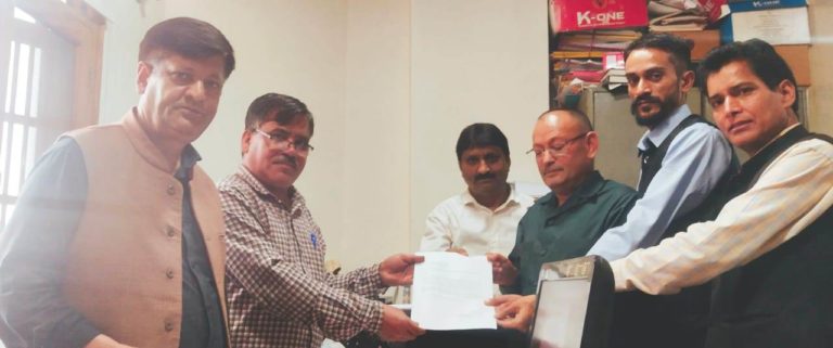 Ved-Parkash-Submitting-Application