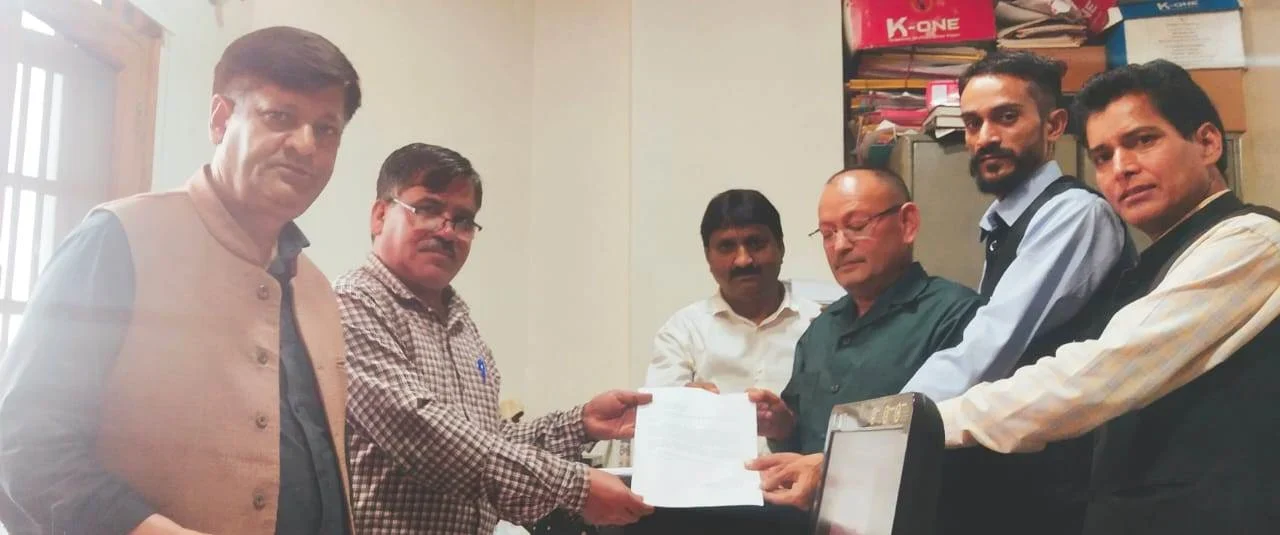 Ved-Parkash-Submitting-Application
