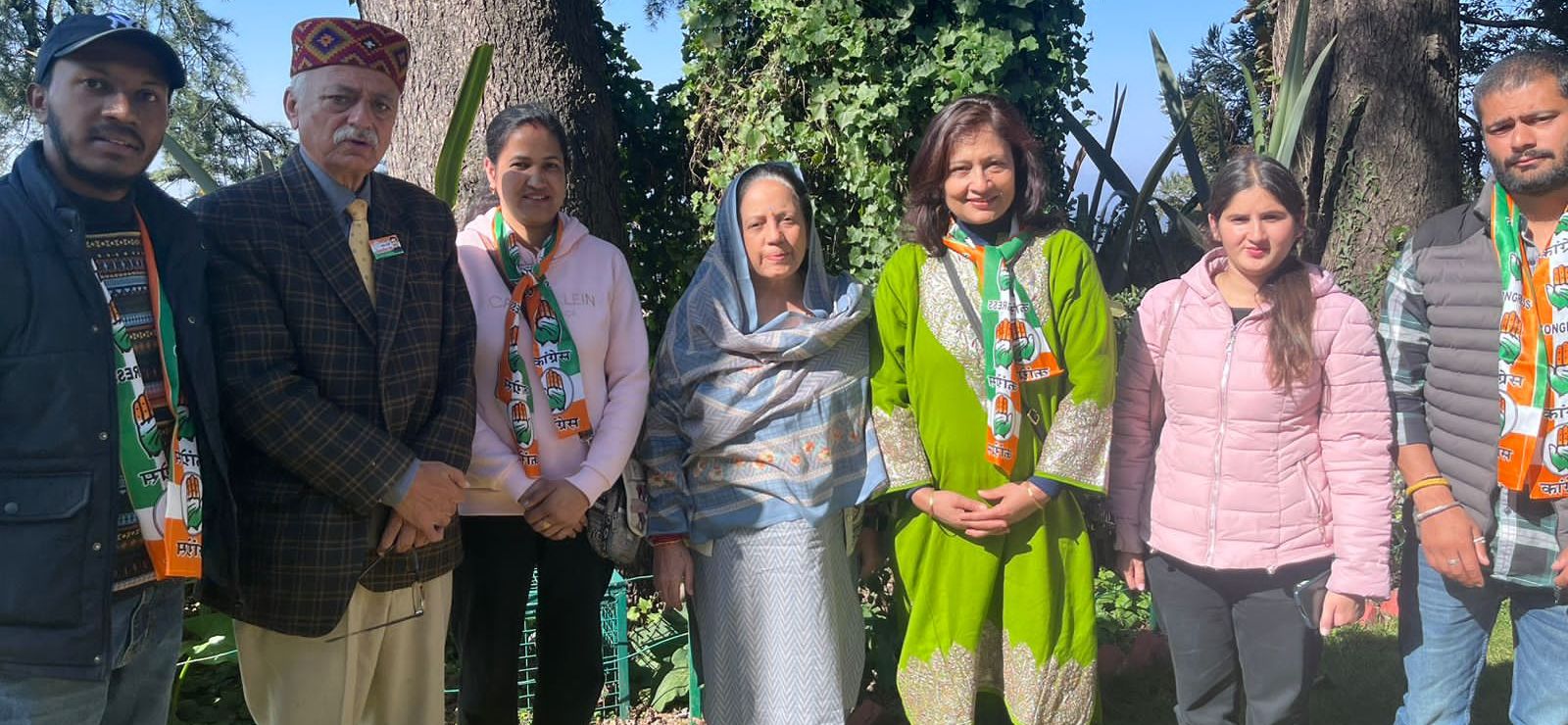 Photo-with-Rani-Sahiba