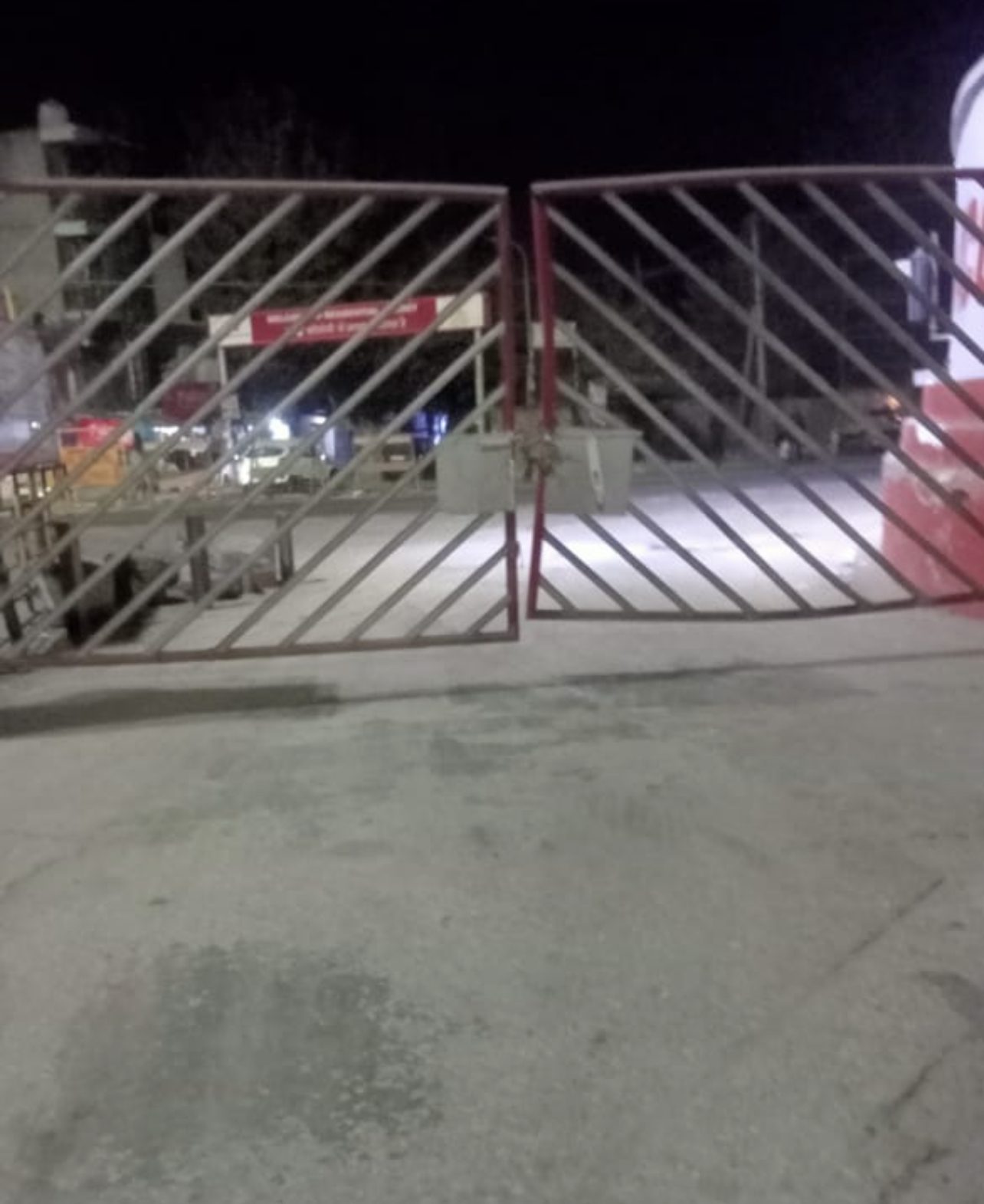 2BB75CC6-B22B-4B5F-B3D6-5A489F7717FF