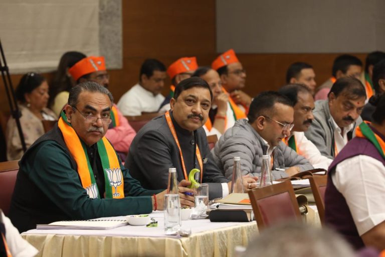 BA3043F5-D9E7-4604-8EAB-24756643F0E0