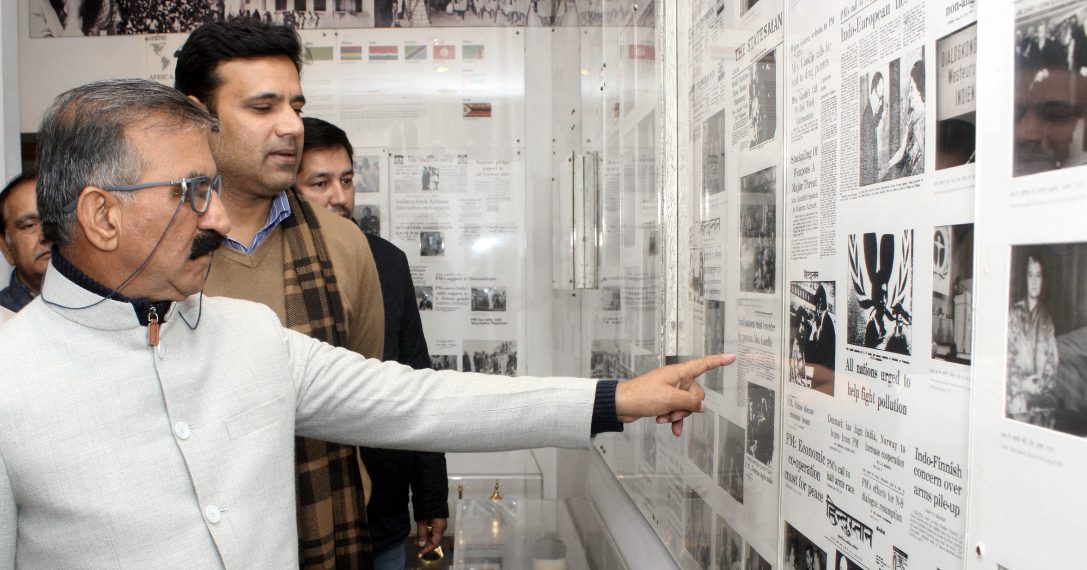 BF8432CF-EE4B-4D06-8B01-6820B949C651