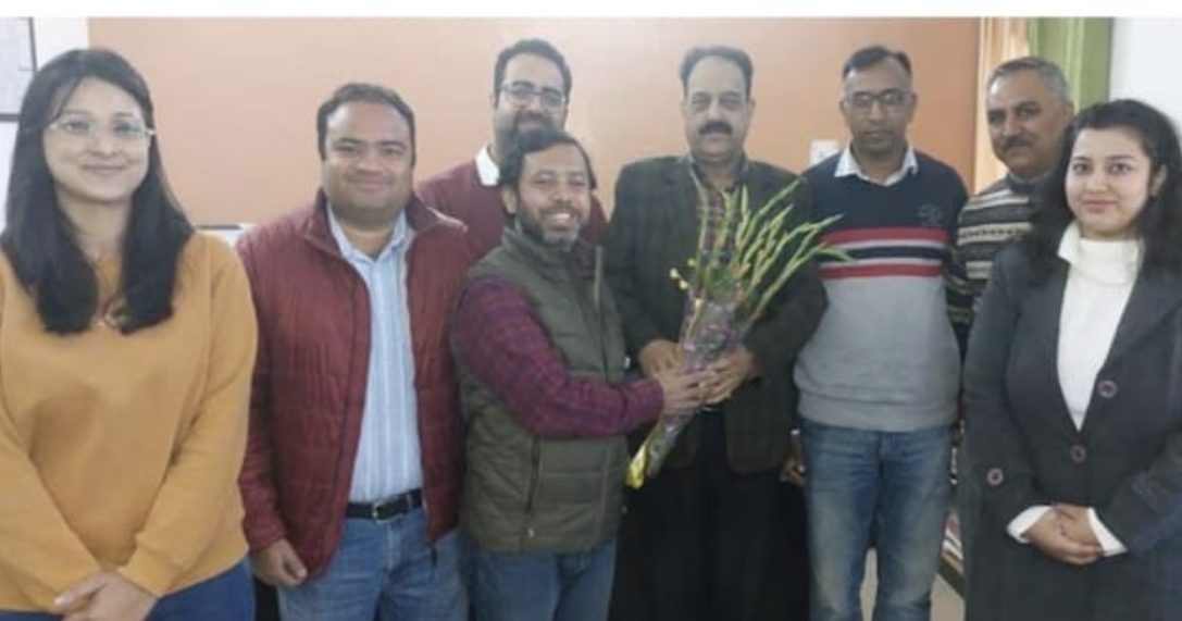 C41910F9-29F6-4DA2-A983-2CDD6793CDAF