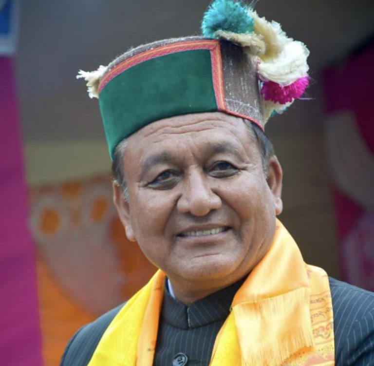 DD75B255-8127-4BE1-A0F8-32892807BE70