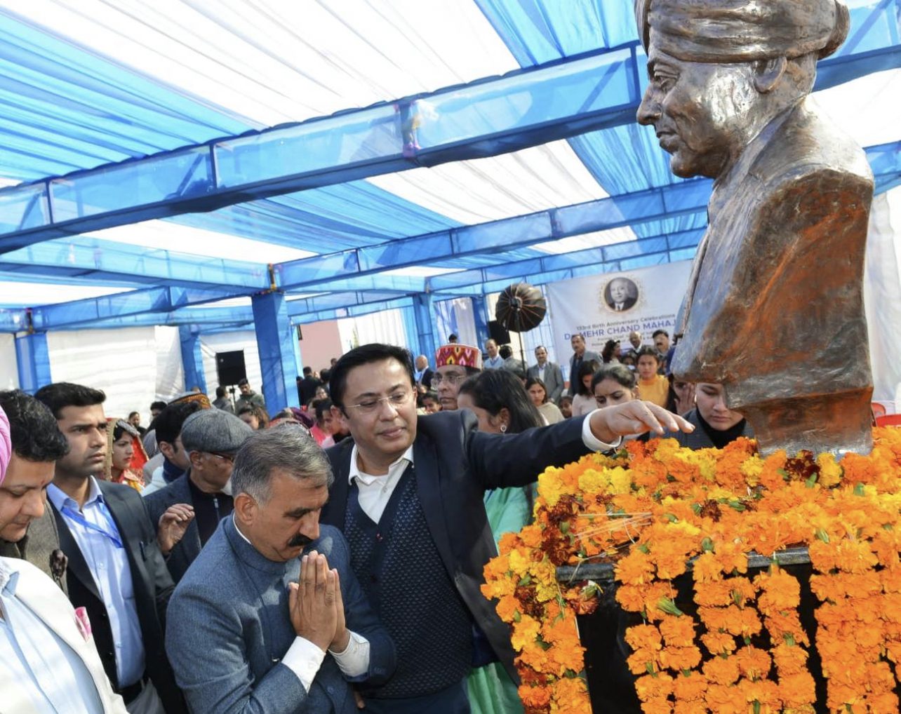 1125D971-1BAB-44F6-A510-9250F90DA55A