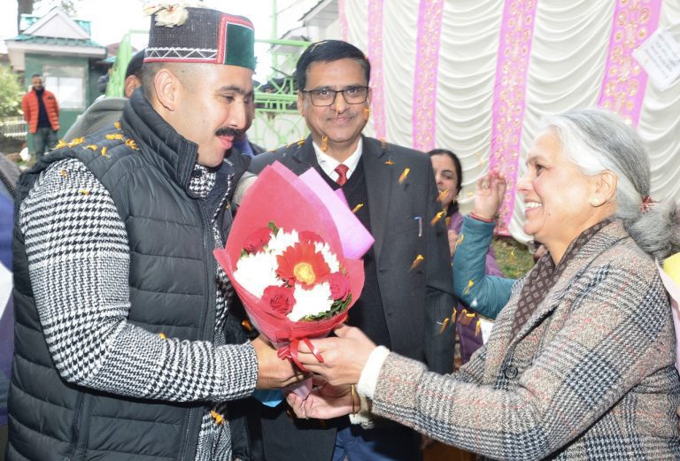 1B0C3B5B-E501-4E64-A881-2078ACBA1545