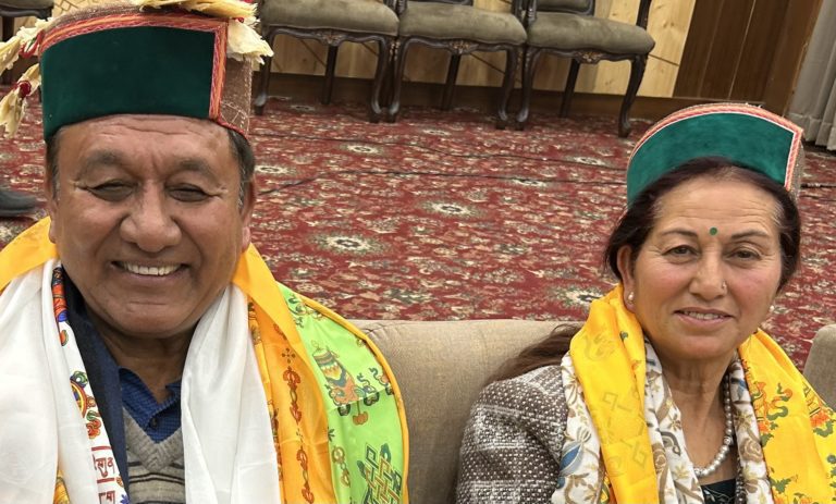 20926F6B-1885-4FDA-8011-32D9F901FE45