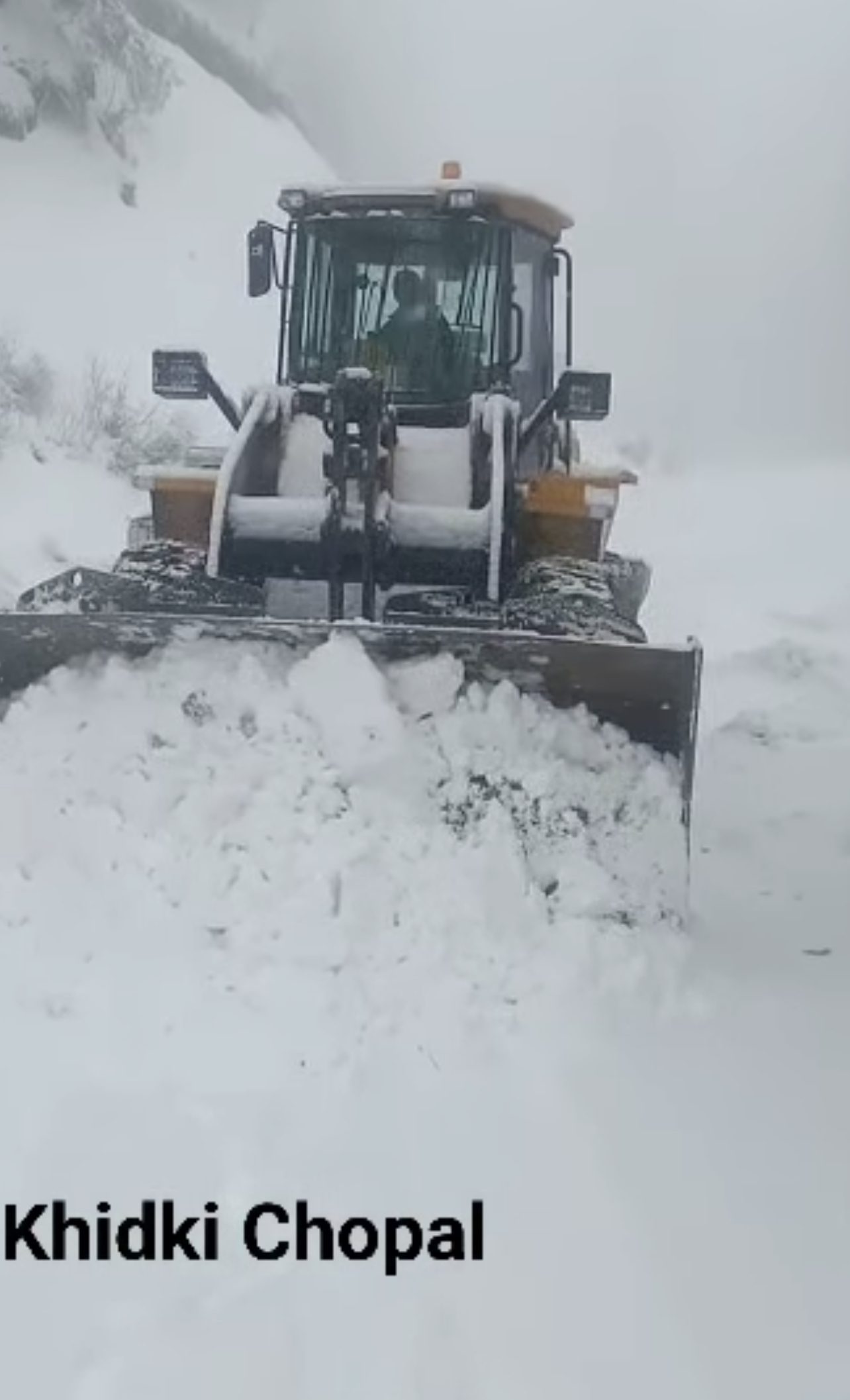 2EDA021A-28AE-4D75-9571-E228C5CAED93