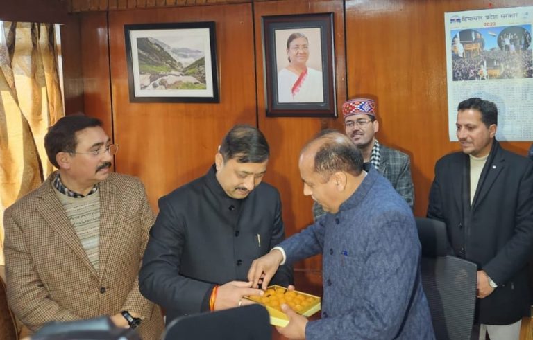 319E43F4-1214-4858-A69A-A94D5E14150D