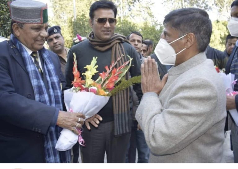 38BE4EDC-6E38-48FC-8380-4092E02D9220