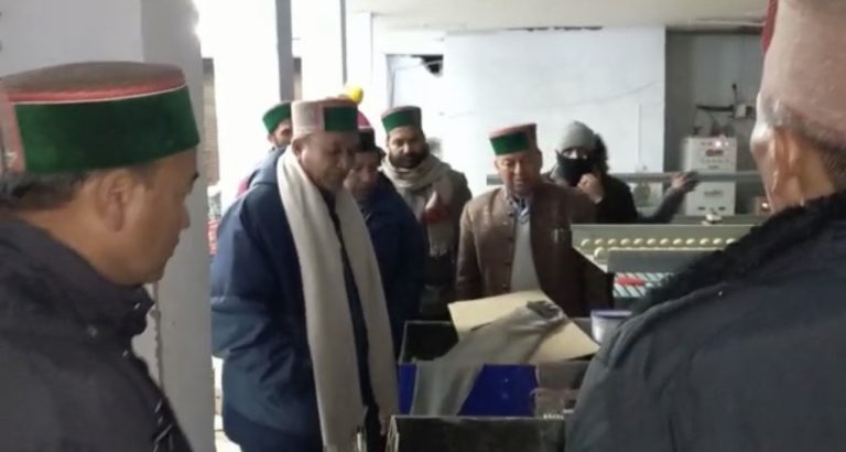 4B682F77-55B5-41D9-AF24-34057901B434