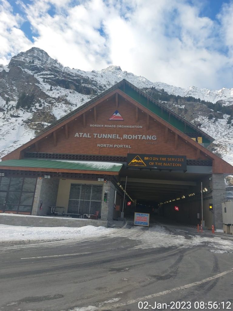 4EC31FFC-182F-437D-BB73-79D5AB994107