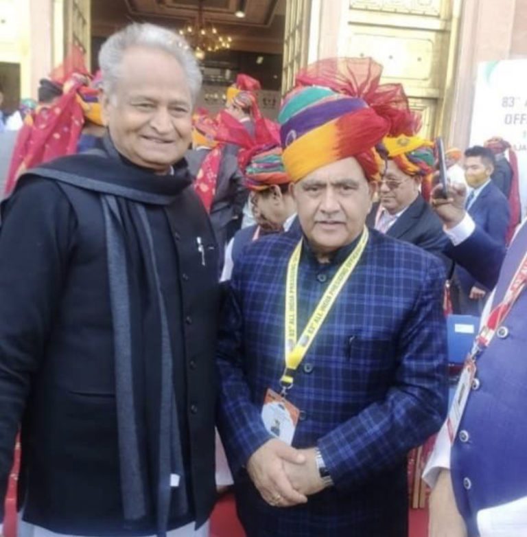 5CF849E0-E73A-4895-8BB1-A349B904305F