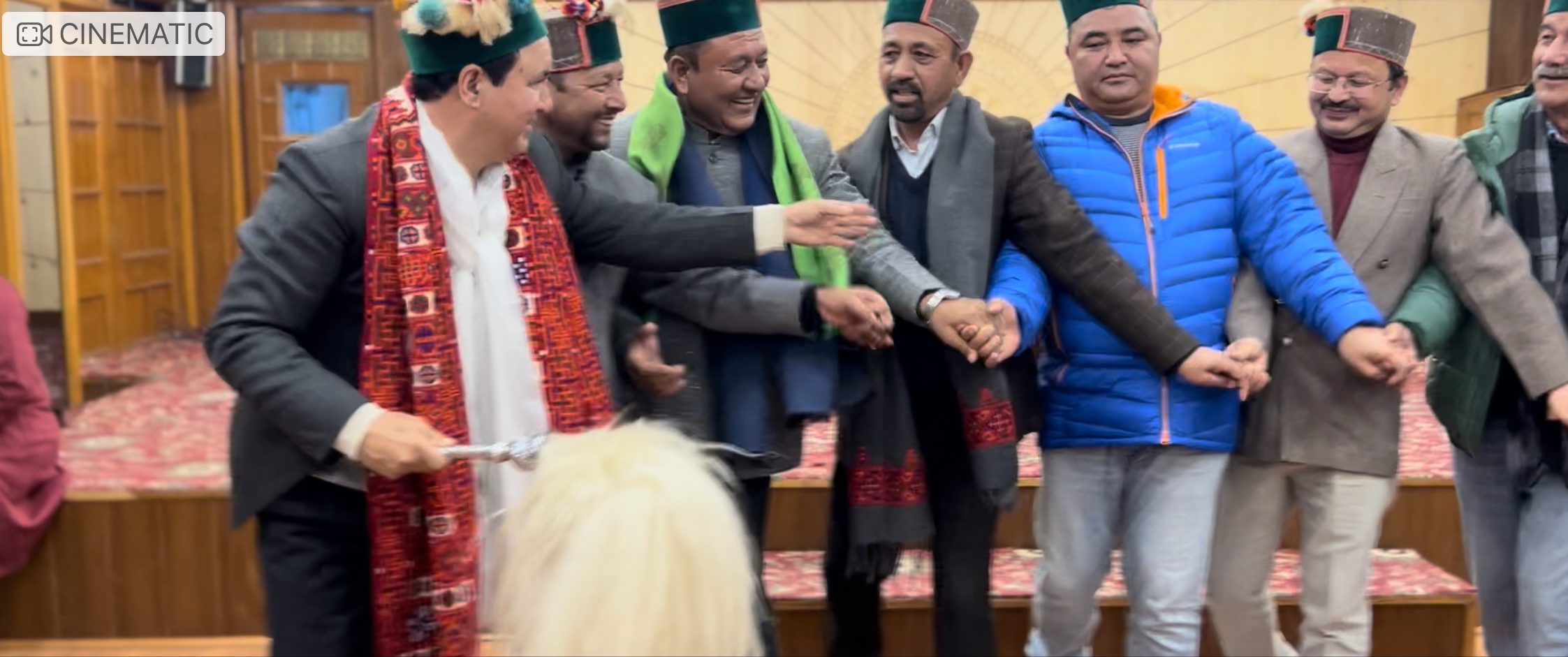 7CF0BDF0-0D0D-41E1-B125-13BCC8FBC46E