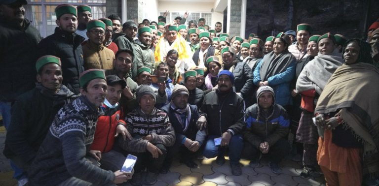 86EA4ADD-DE25-4662-BDC8-62A603020B8D