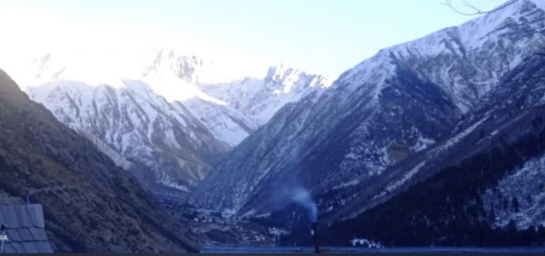 8F137ABC-34A3-4C18-82A0-940025464BA5