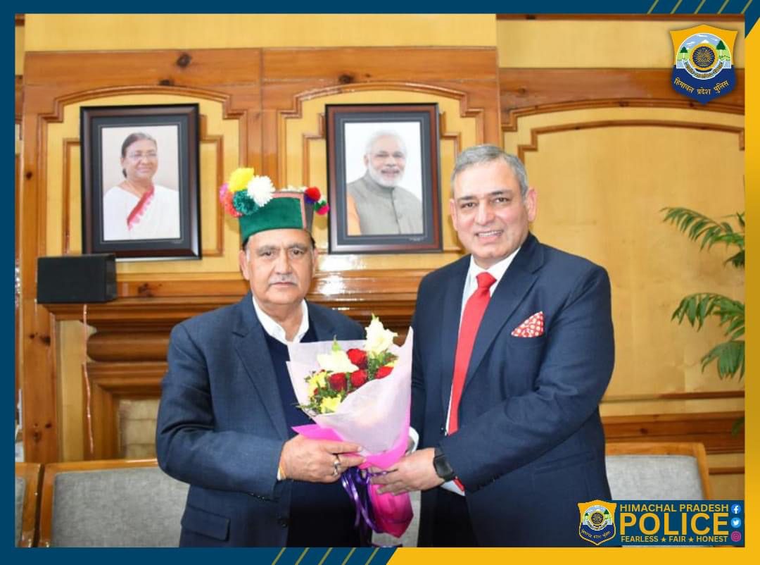 BB352043-ECEE-4936-A167-21AA76C52786