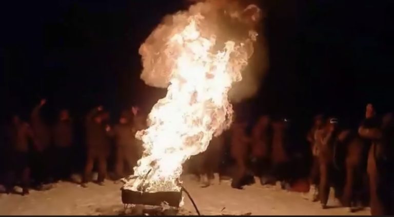 CCF815E6-6ED7-4E61-A74D-A9438FC23D29