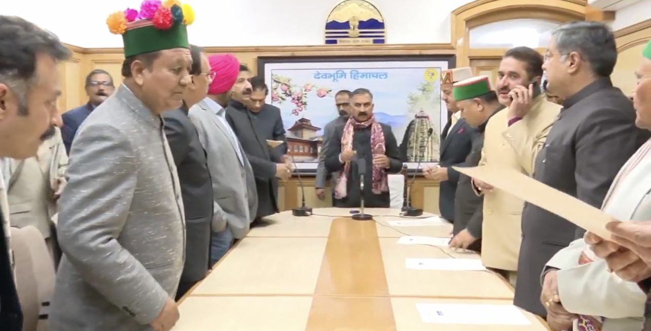 F6564C8A-BFA8-4E18-8130-AE959BDE0950