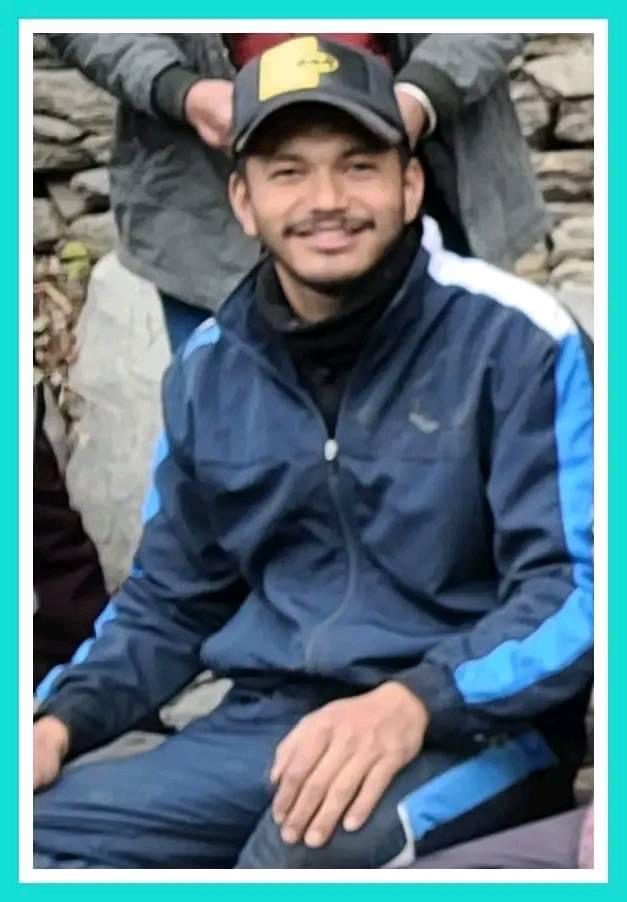 5C542452-5C56-460A-97D8-C9C166186206