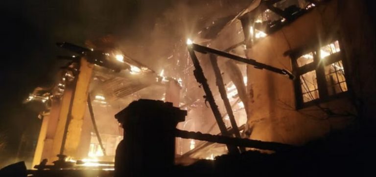 BAD8094C-1646-49AE-8006-56044398FAC2