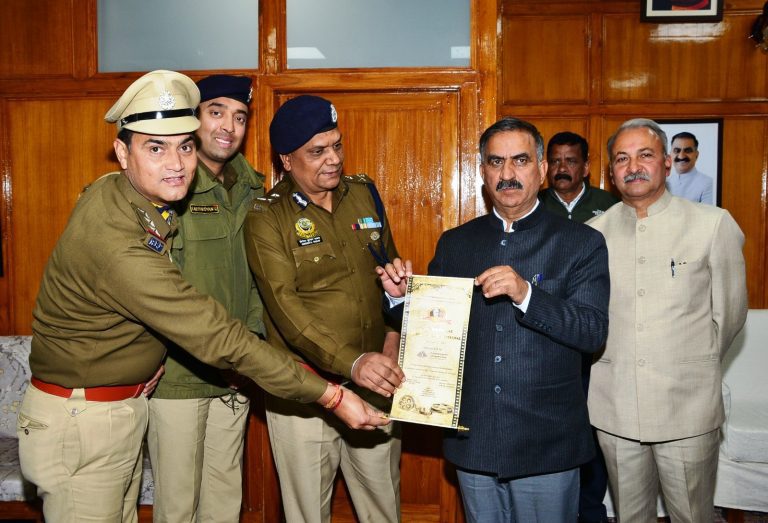 D4F0F3CB-B6BB-4E56-9904-9E512C435CFA