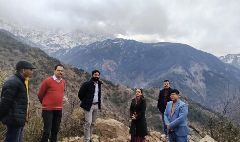 DD341BAD-6531-4FDE-AD57-A1B2C69CBA17