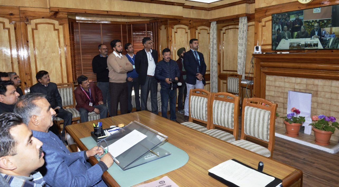 20B6D38F-35E1-48E8-A0DD-E94B177AE1FD