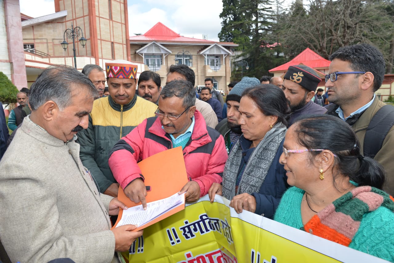 4D98F929-2FD0-4A03-9F7A-68A429B3D7AB