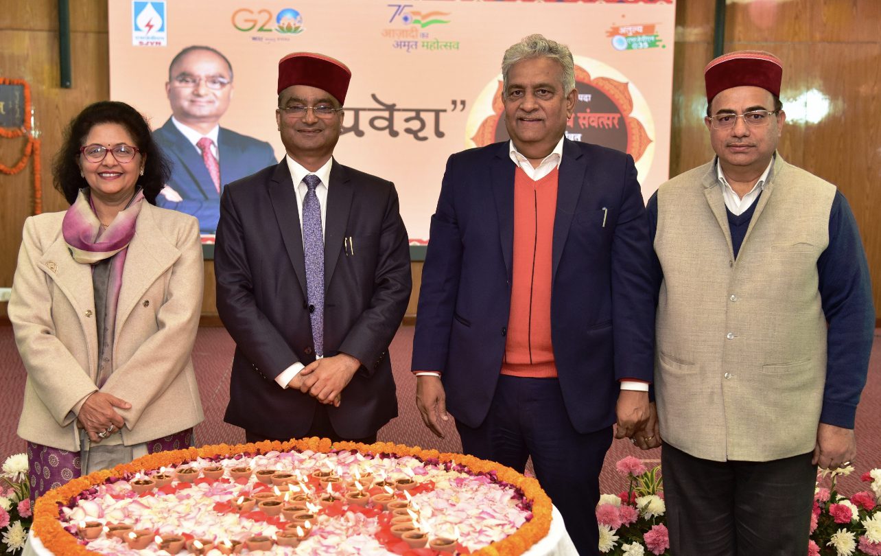 66EE6BBC-5AFE-44BD-B0DD-1E4CE2B3CC60