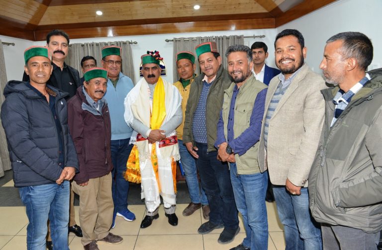 8165F77F-BC5D-41C6-83FA-C09D5D98BC55