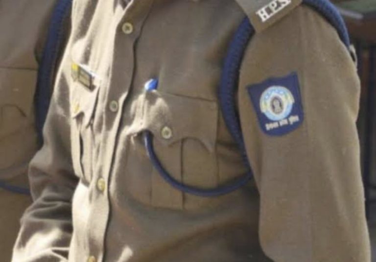 F4BD33EC-D2B6-414A-A337-BE3E61065AA5