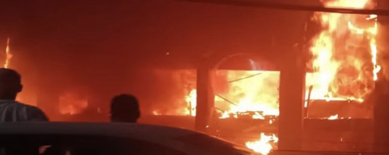 000E2CC3-91EF-497A-AA4C-E900184F1650