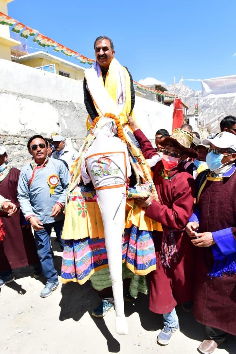 0F450F90-F45D-443C-8037-407D0A004DB8