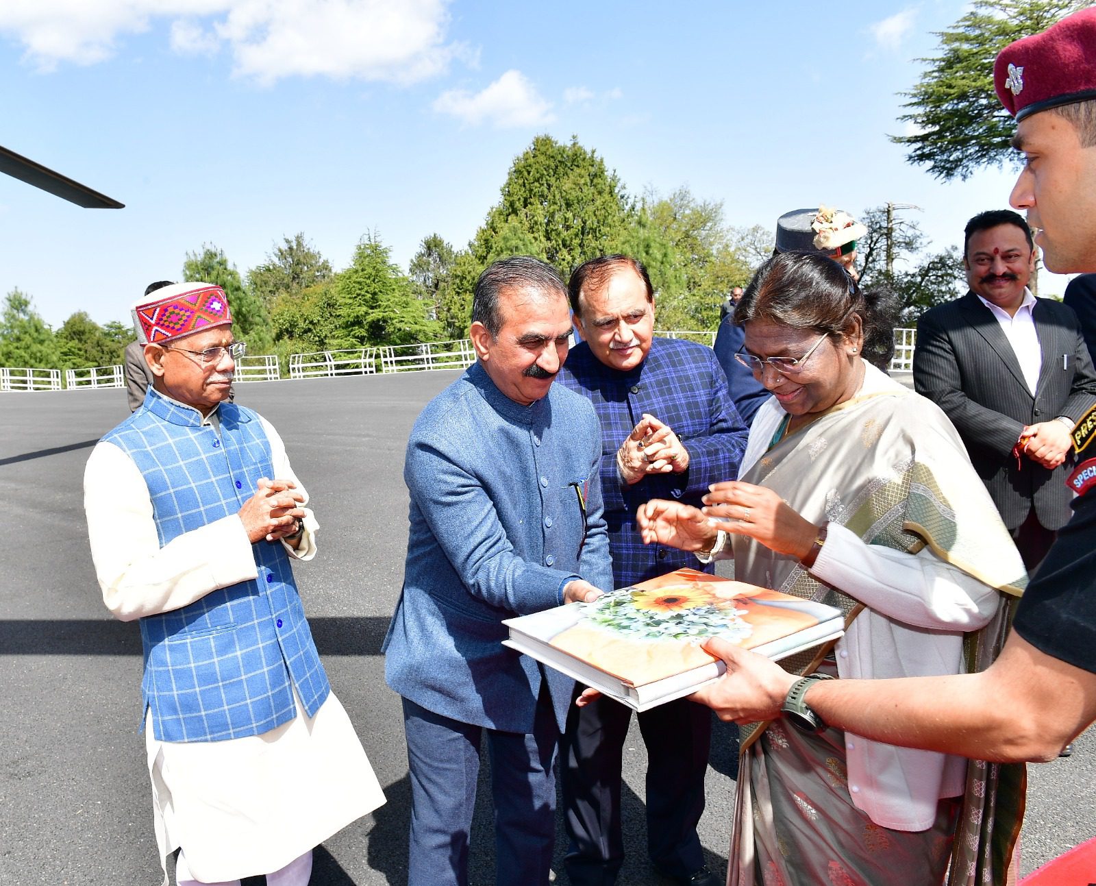 54ADB842-1EB7-4236-9623-A477978D6AEB