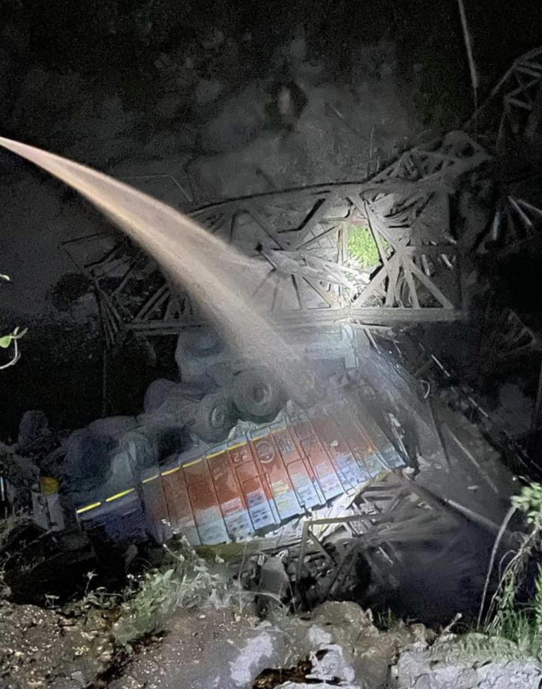 62AE6CB8-3DAC-4345-9C88-9E3F1C73FCFF