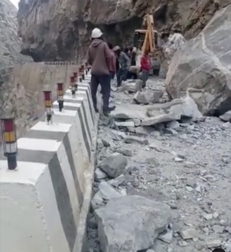 6F23E621-EE96-48AD-945F-492D7D83FD8A