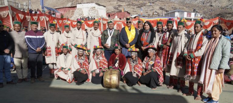 A35B510B-615C-45C4-88EF-A763DC5EEEEA