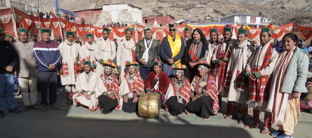 A35B510B-615C-45C4-88EF-A763DC5EEEEA