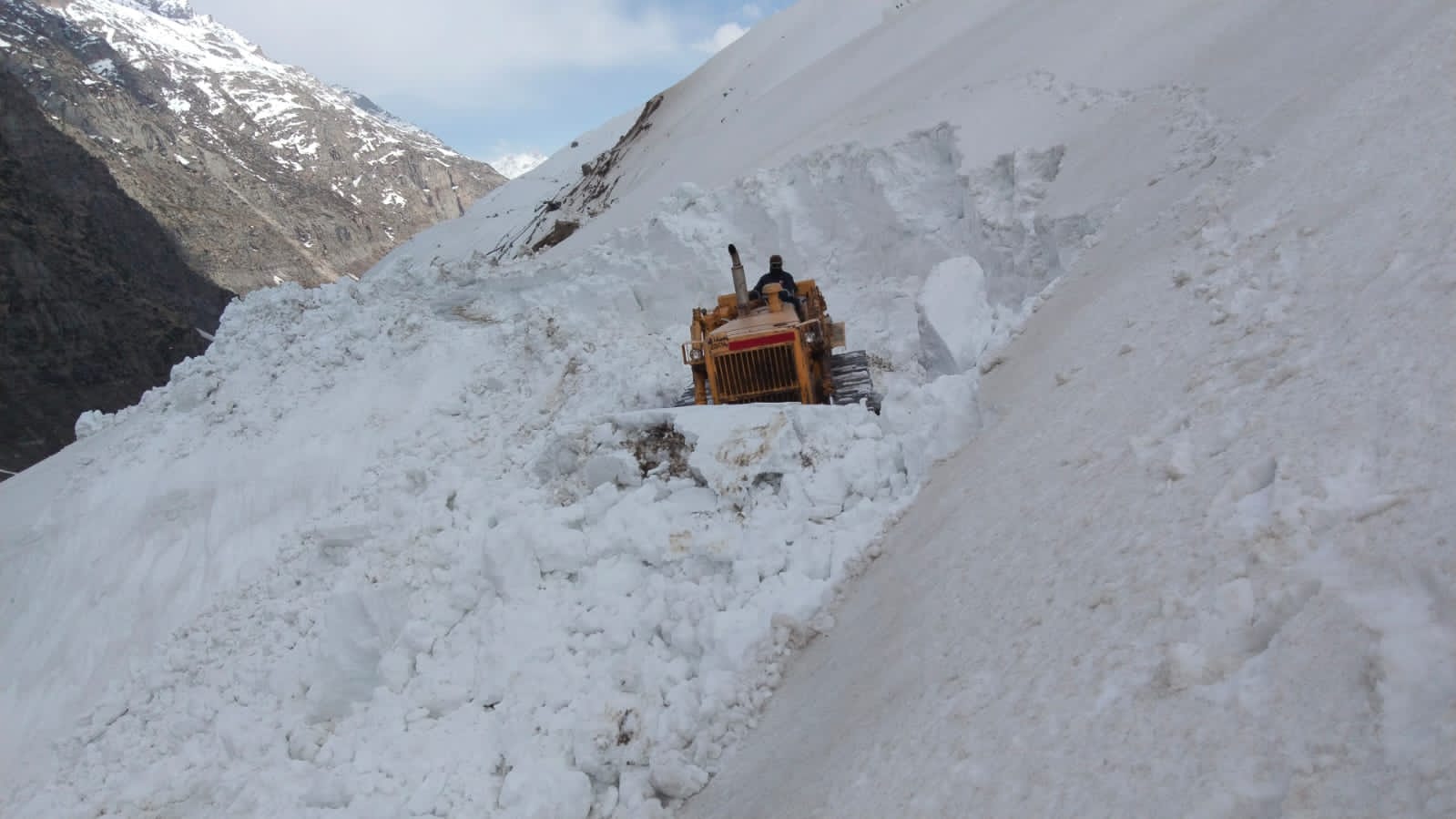 A586CDC9-2FA4-4B9A-9088-47CF471D733D