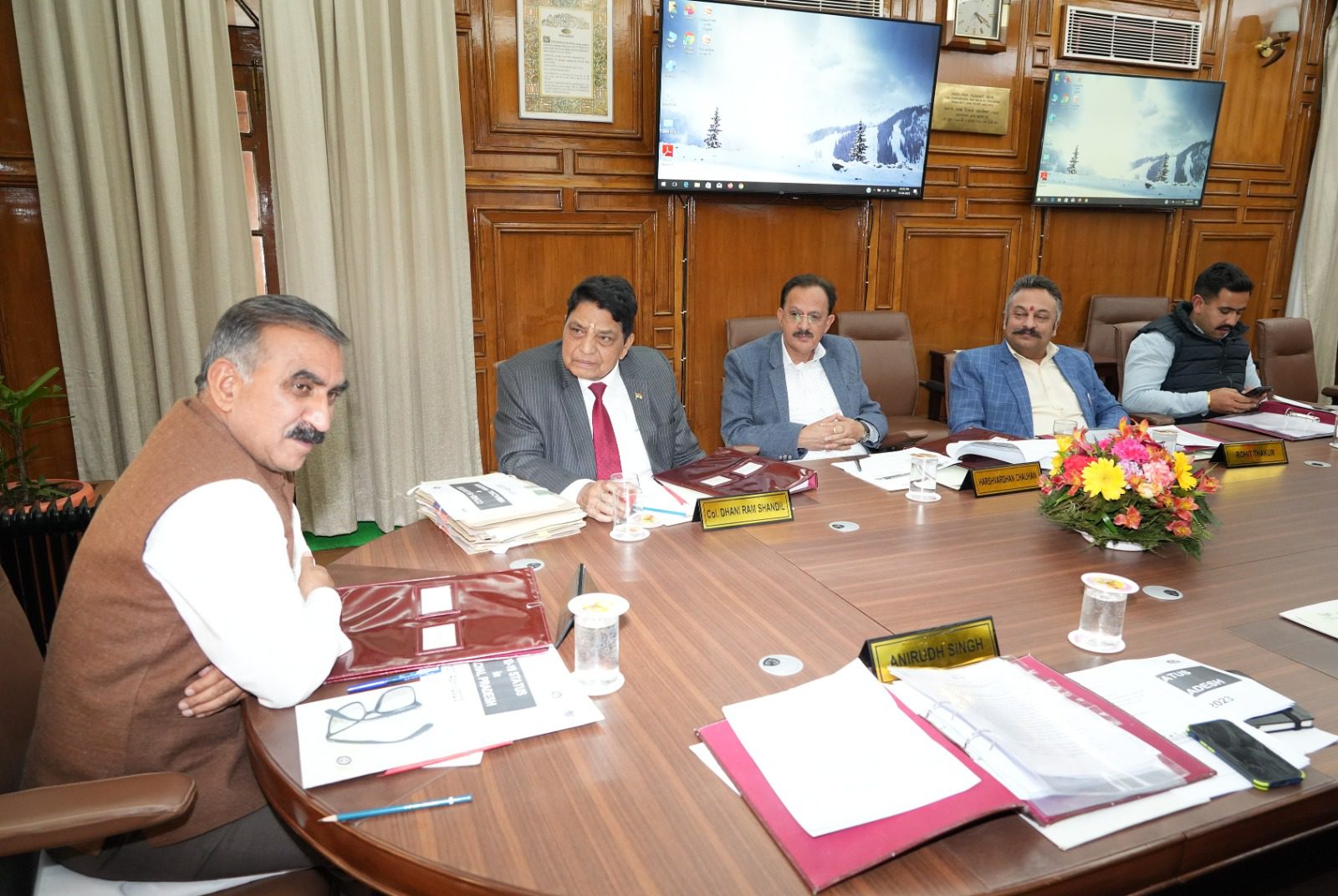 BA3D1161-B5B8-4746-A6A3-CD1AFE788E2F