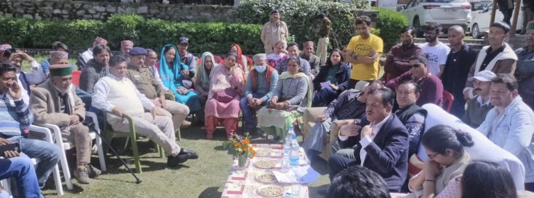 CB0D3AF1-0363-4CA0-9CEE-51B5493BECFE