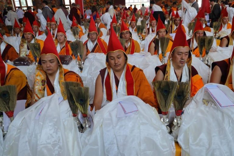 F4C6CF32-A424-4BDB-960A-CD36F0F5D45A