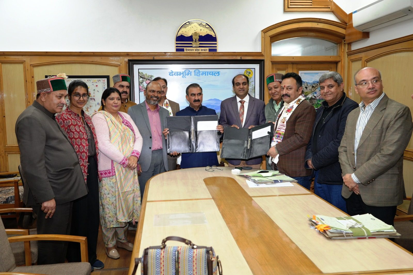 04314BF6-1920-4FDB-9603-7470E2076DAC