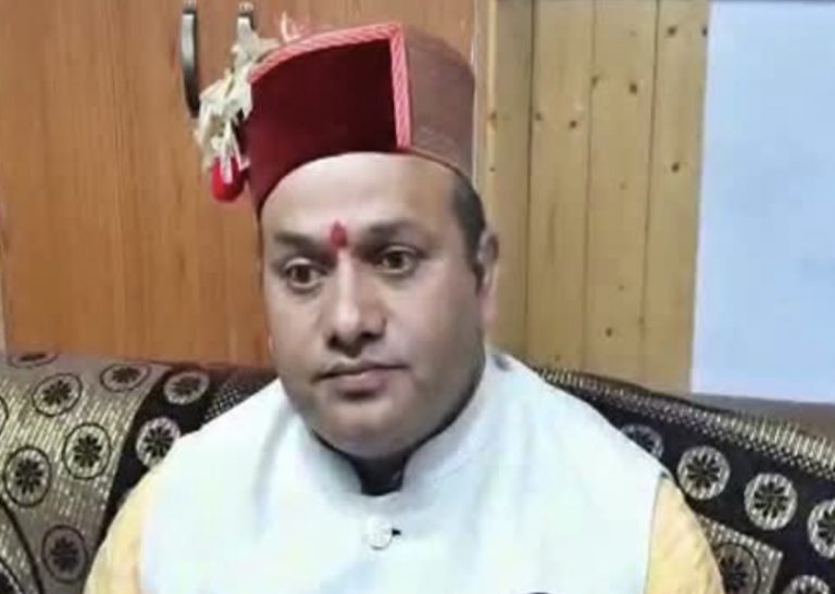 70640962-1564-421B-A9F2-ECCD9EB76491