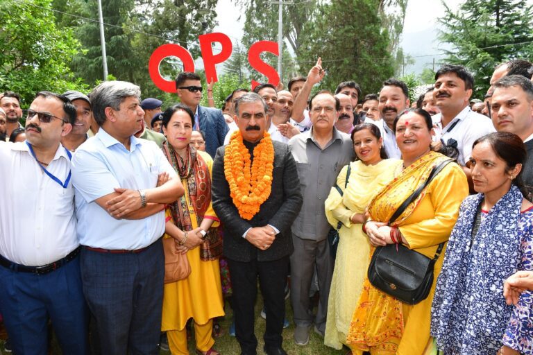 02cd5a81-ff7f-42e8-b6b3-a4637216e467