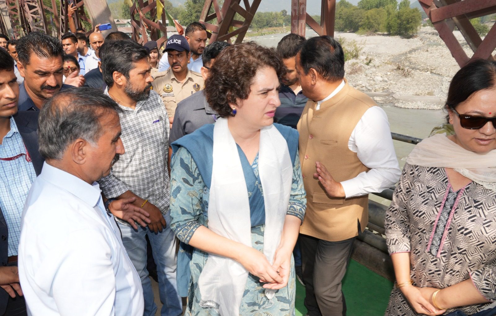 c00f9db3-11c4-4503-941b-42e40cf43a94