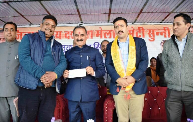 d4827337-4957-45b1-a9d2-c503141b4320